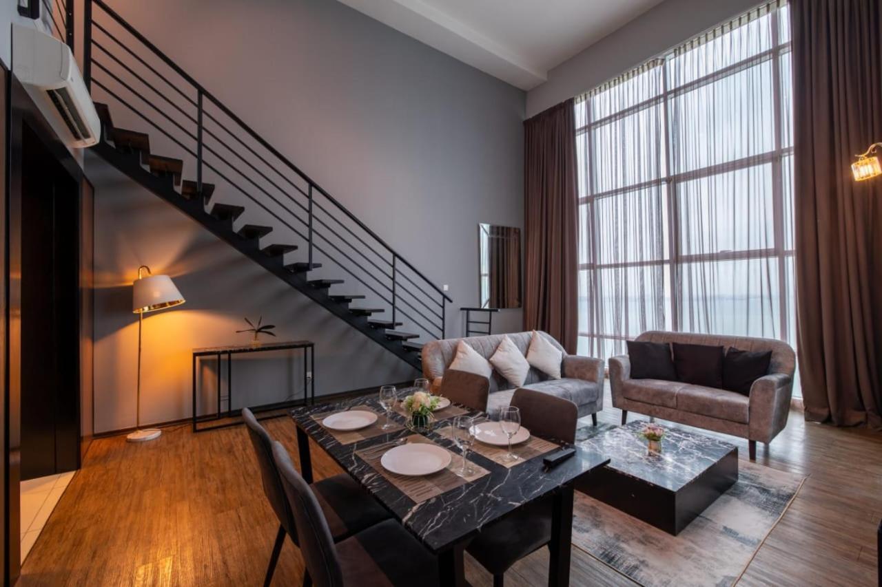 Loft Pano Seaview Suite 2 Bedroom By The Only Bnb Jelutong Exteriér fotografie