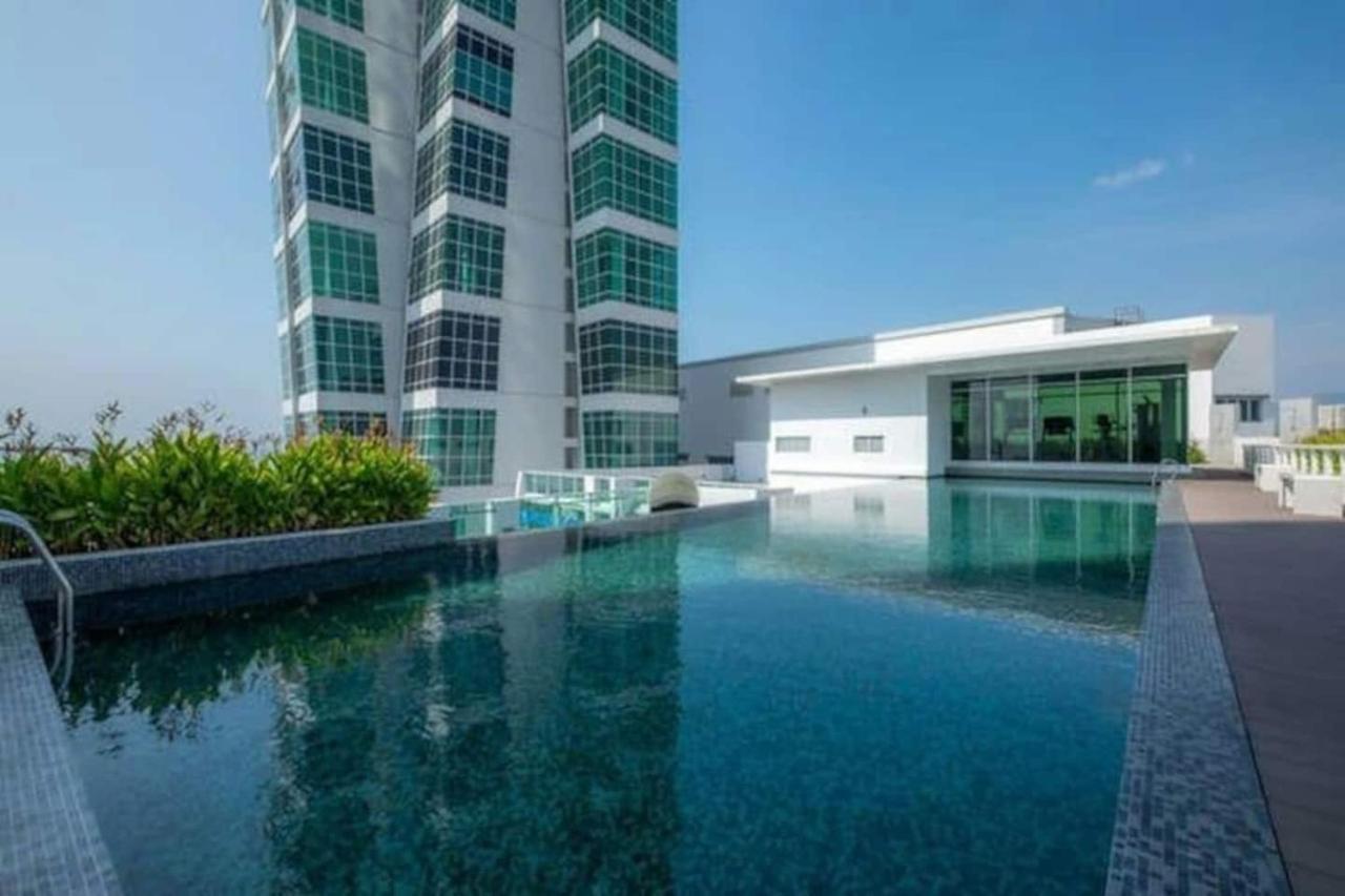 Loft Pano Seaview Suite 2 Bedroom By The Only Bnb Jelutong Exteriér fotografie
