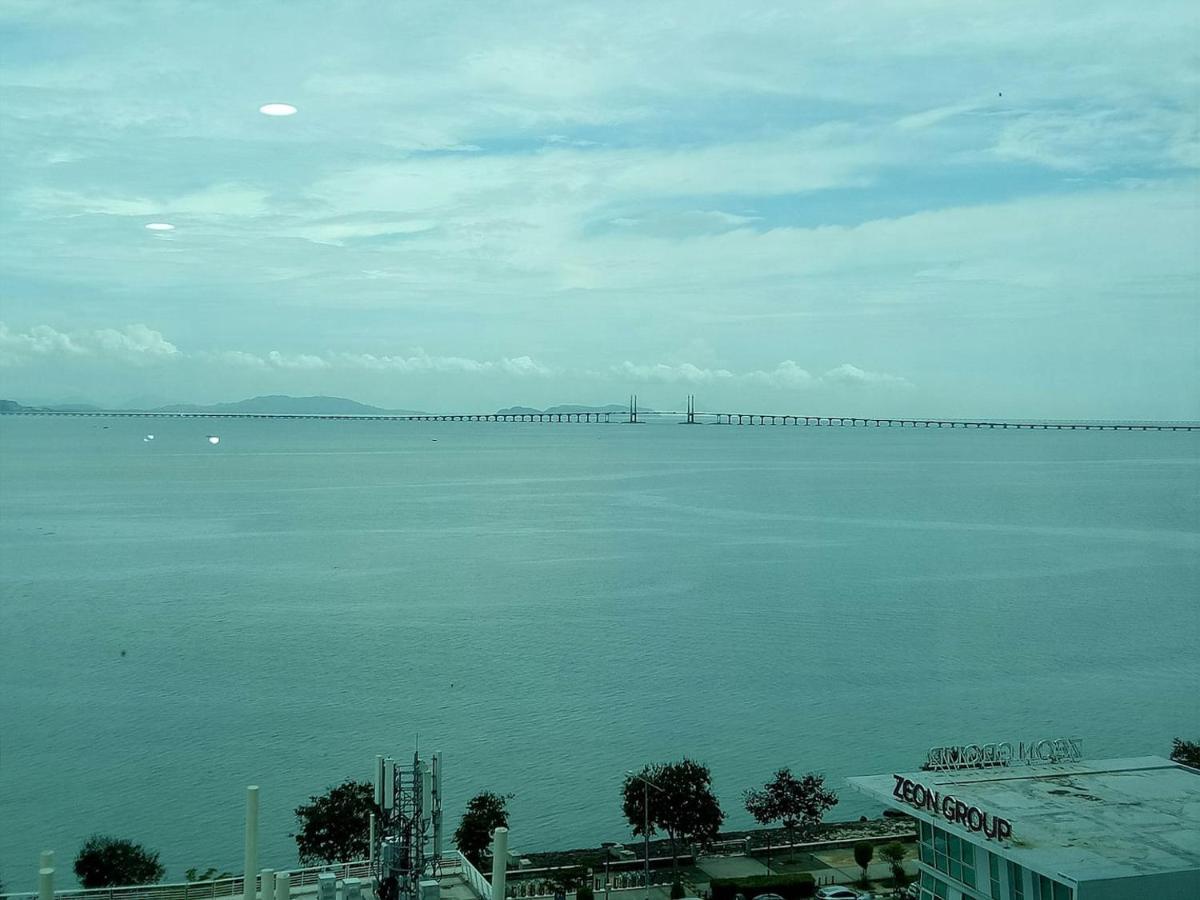 Loft Pano Seaview Suite 2 Bedroom By The Only Bnb Jelutong Exteriér fotografie