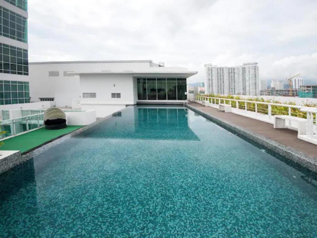 Loft Pano Seaview Suite 2 Bedroom By The Only Bnb Jelutong Exteriér fotografie